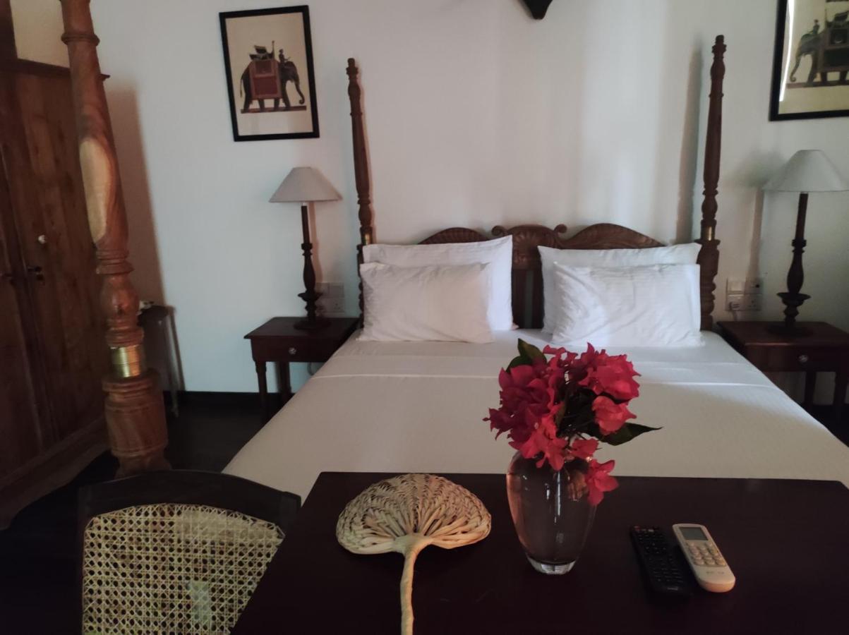 Villa Seven Faces-Luxury Escape,Stunning Views With Private Pool For A Couple Or Family! Galle Exterior photo