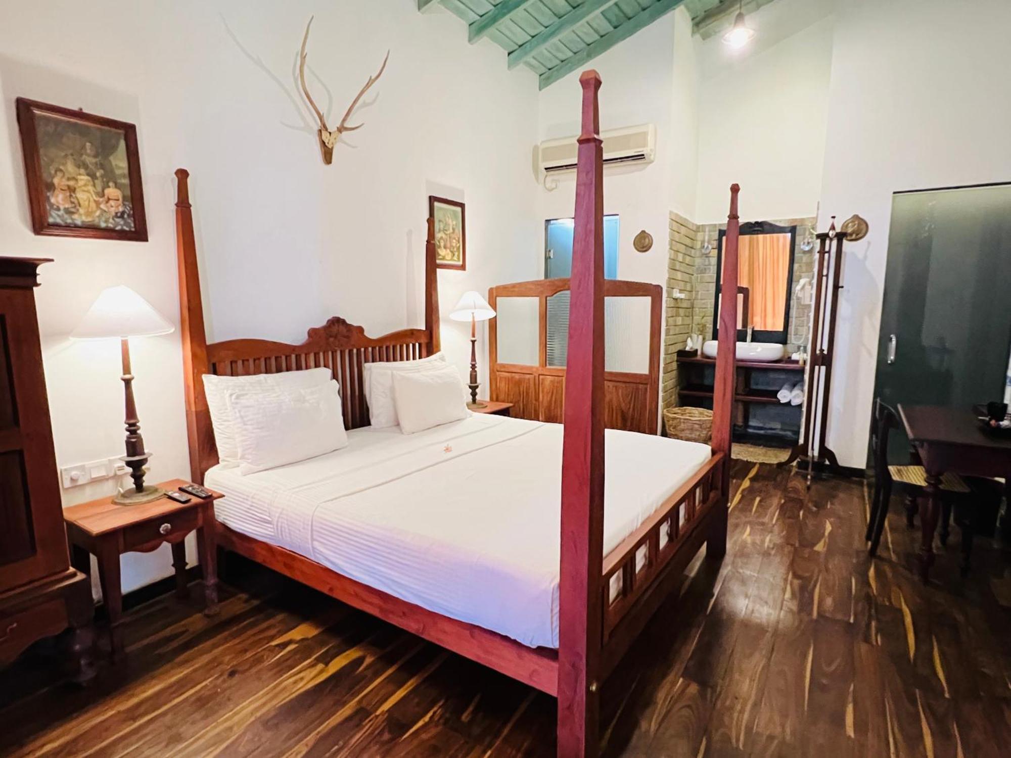 Villa Seven Faces-Luxury Escape,Stunning Views With Private Pool For A Couple Or Family! Galle Exterior photo