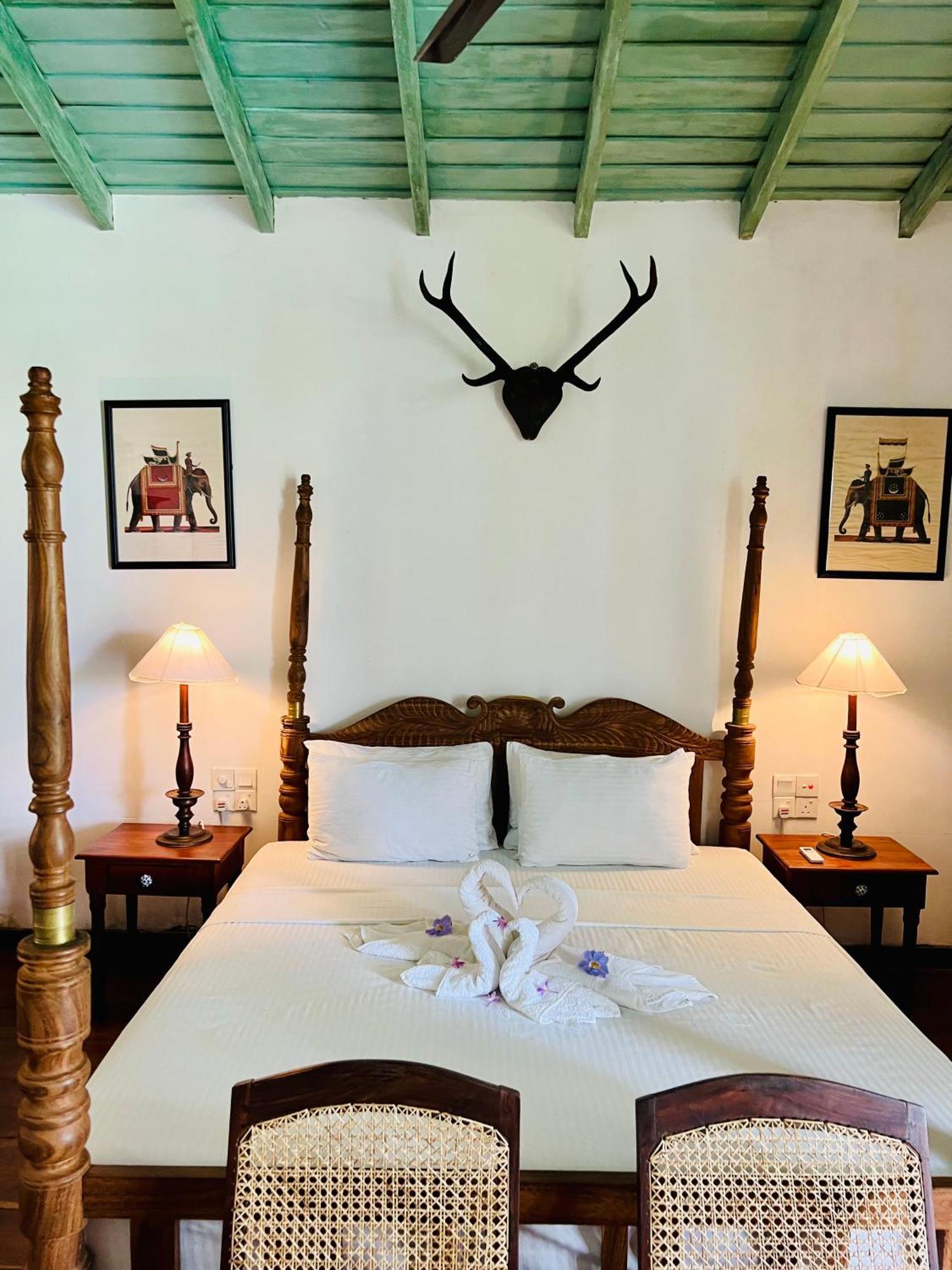 Villa Seven Faces-Luxury Escape,Stunning Views With Private Pool For A Couple Or Family! Galle Exterior photo